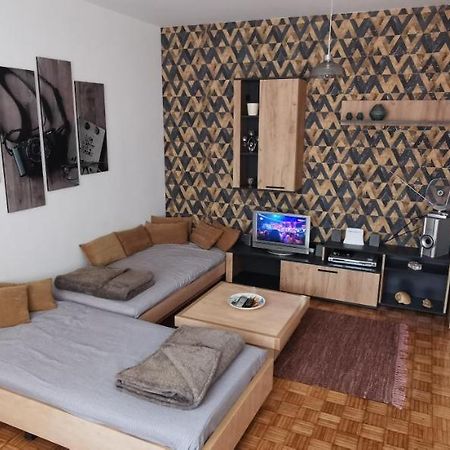 Stan Na Dan Predah Apartamento Užice Exterior foto